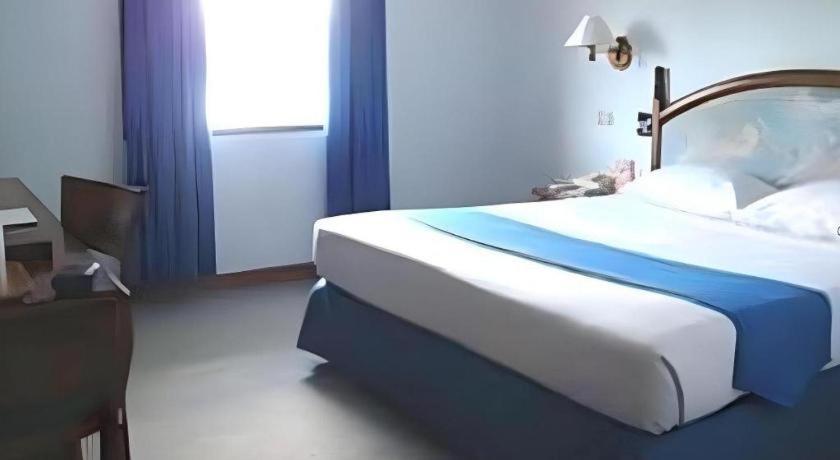 Hotel Sahid Kawanua 2*