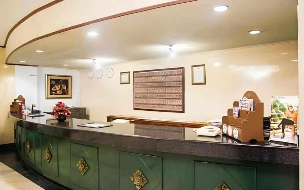 Hotel Sahid Kawanua 2*